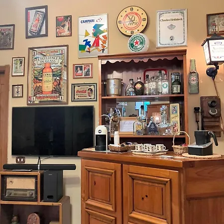 Vintage House Bar By Fh *